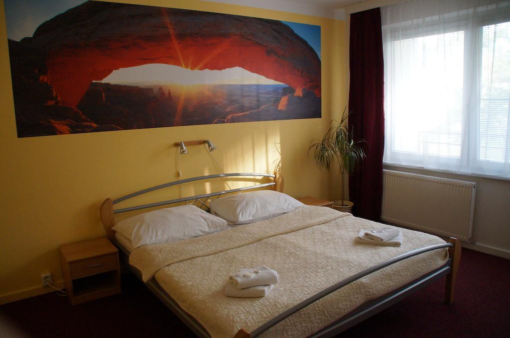 הודונין Hotel Krystal חדר תמונה